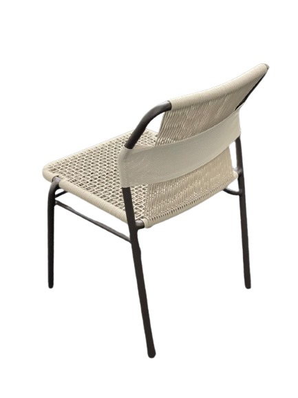 Cadeira Assento em Corda Rope Seat Armless Chair Acabamentos do produto: alumínio / corda / tela